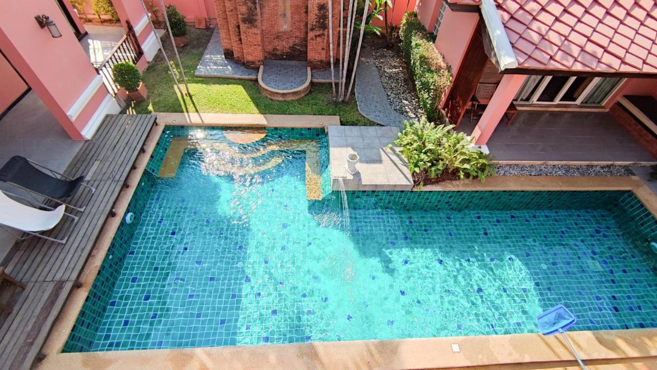 พระตำหนักวิลล่า 10 ห้องนอน พร้อมสระว่ายน้ำส่วนตัว Pattaya Exteriér fotografie